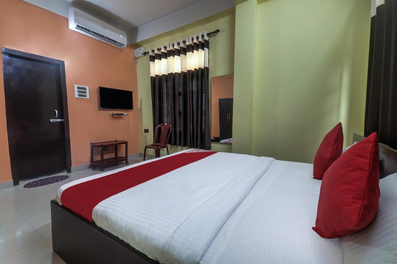 Oyo 13927 Green View Guest House Dispur Экстерьер фото