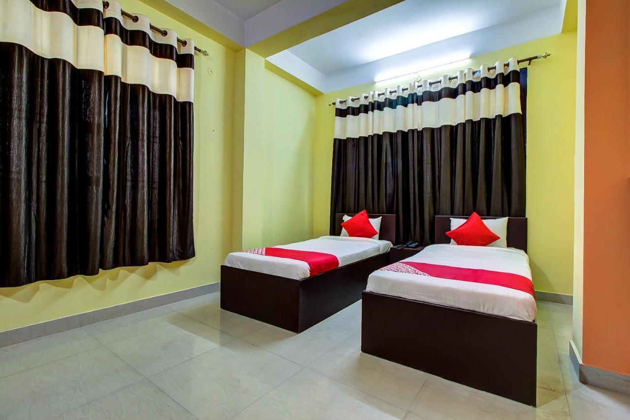 Oyo 13927 Green View Guest House Dispur Экстерьер фото