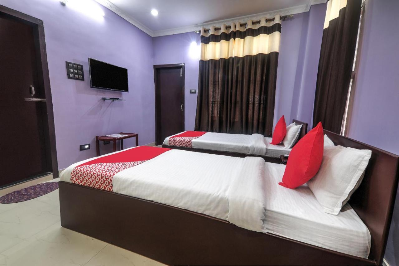 Oyo 13927 Green View Guest House Dispur Экстерьер фото