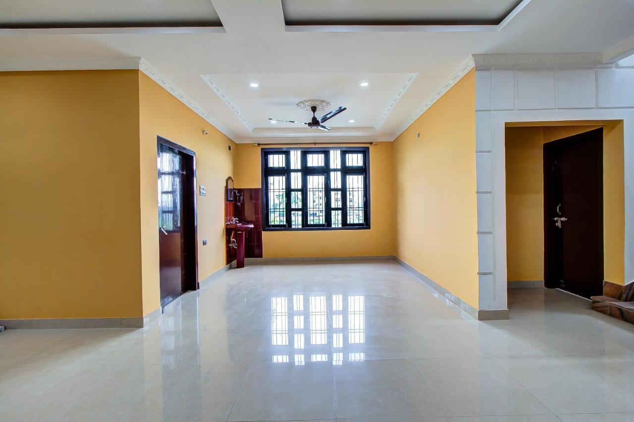 Oyo 13927 Green View Guest House Dispur Экстерьер фото