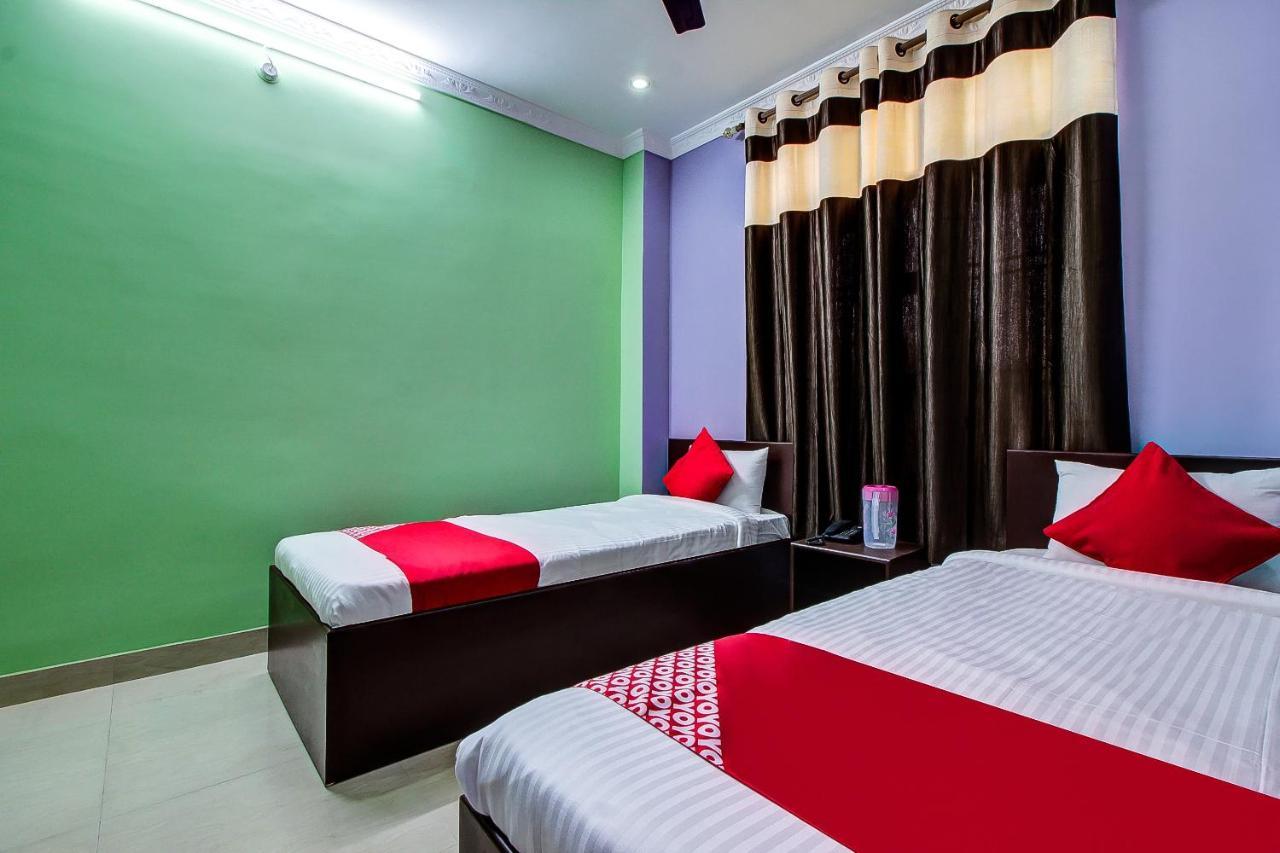 Oyo 13927 Green View Guest House Dispur Экстерьер фото